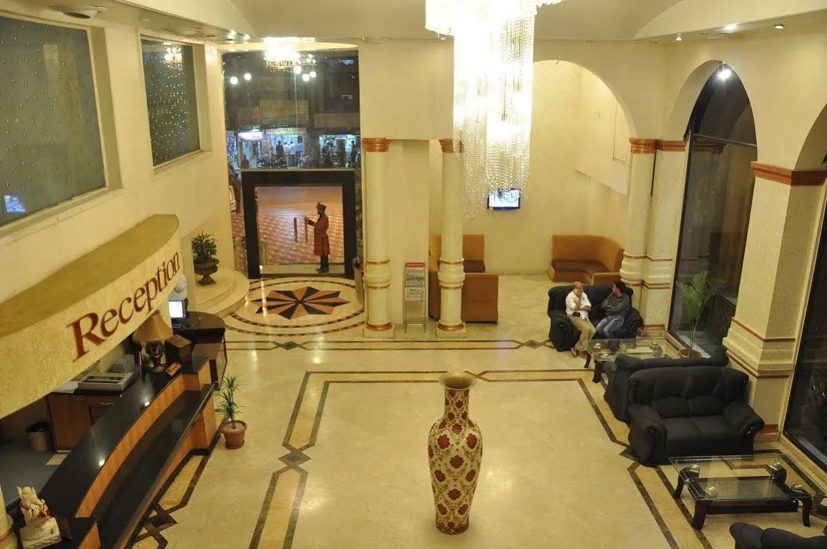 Hotel Grand International Райпур Экстерьер фото